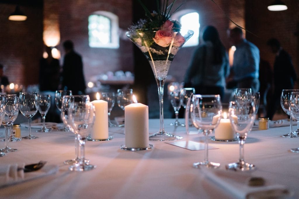 Hochzeitsdekorationen für eine rustikale Rittergut-Hochzeit